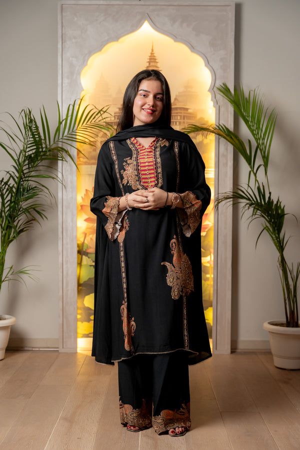 BLACK KURTA SET WITH BEAUTIFUL EMBROIDERY