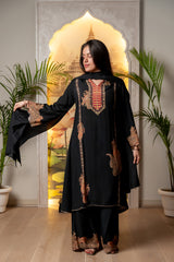 BLACK KURTA SET WITH BEAUTIFUL EMBROIDERY