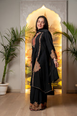 BLACK KURTA SET WITH BEAUTIFUL EMBROIDERY